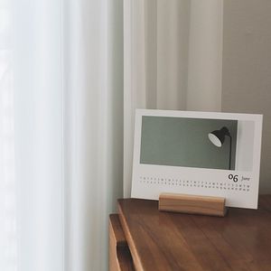 우드 스탠드 캘린더